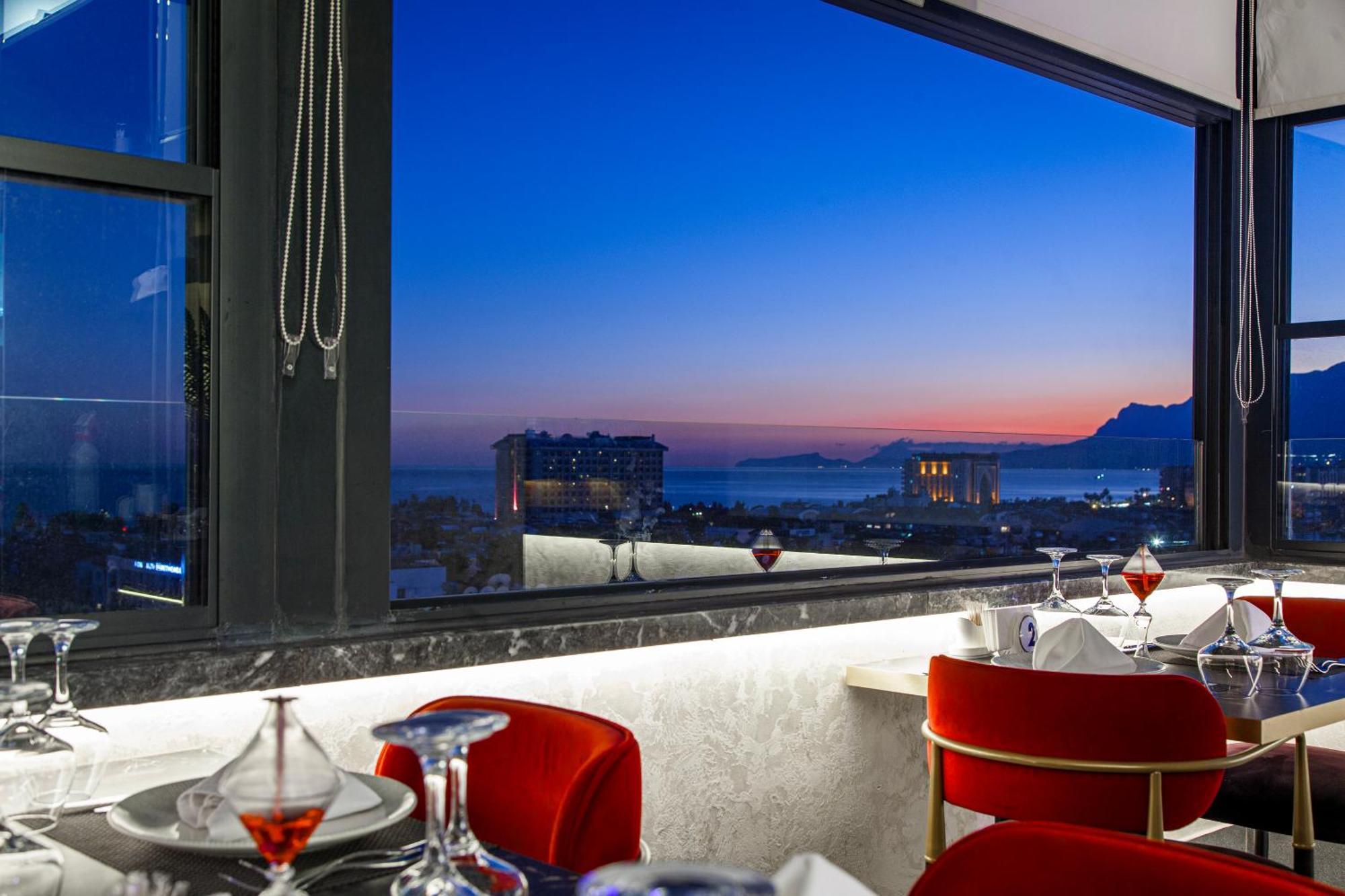 Tuerkay Hotel Antalia Esterno foto